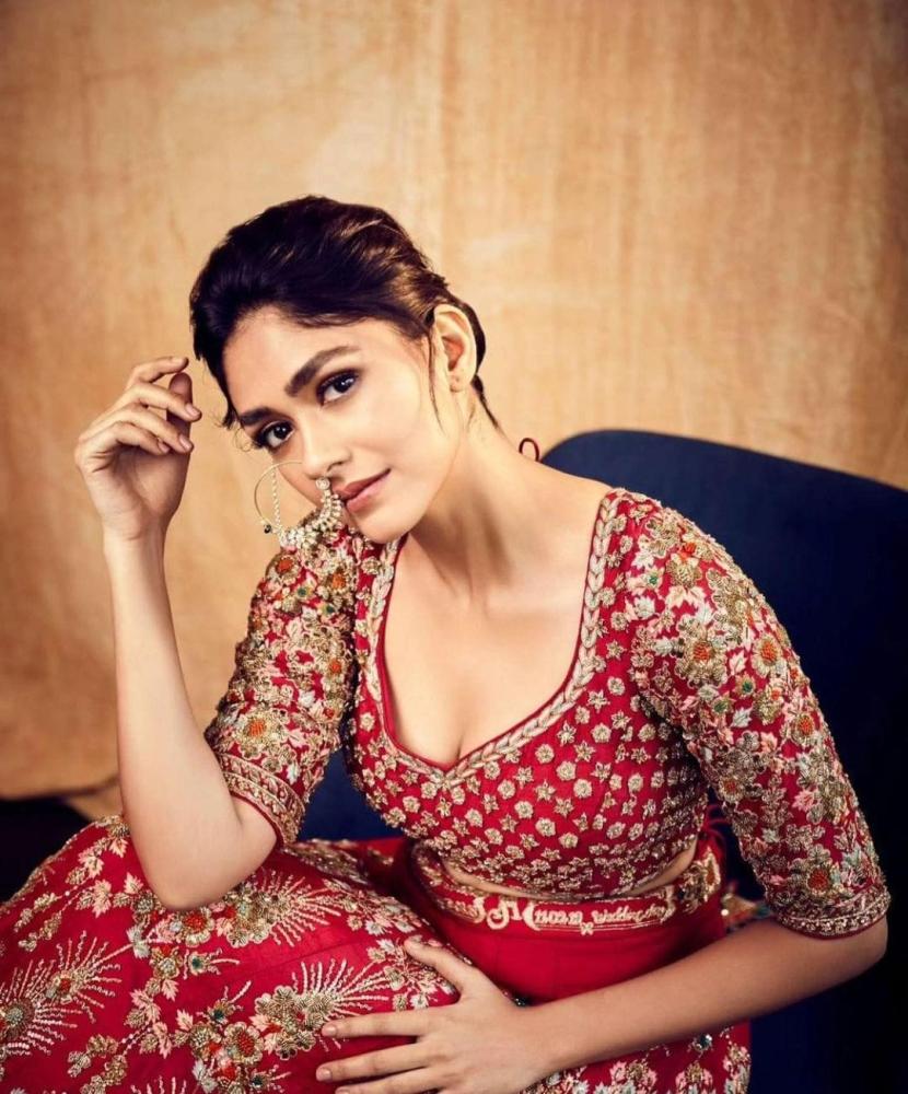 mrunal-thakur-vijay-deverakonda-marriage-photos
